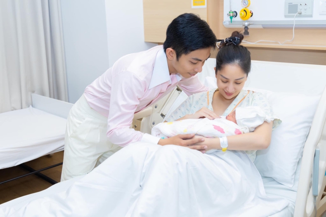 Khánh Thi sinh con lần 3 - Ảnh 6.