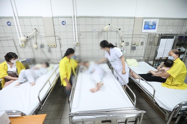 Vụ cháy chung cư mini quận Thanh Xuân: Các bệnh viện tập trung cao nhất để cứu chữa nạn nhân - Ảnh 4.