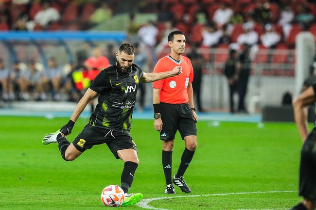 Lịch thi đấu bóng đá hôm nay 14/9: Đội Benzema tấn công ngôi đầu Saudi Pro League - Ảnh 5.