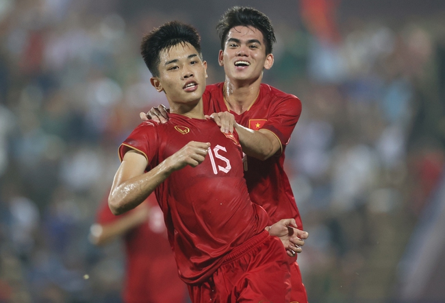 Bóng đá Việt Nam 28/9: Công Phượng 'giúp' Yokohama thêm ngoại binh, Vĩnh Nguyên ghi 4 bàn cho Cadiz B - Ảnh 5.