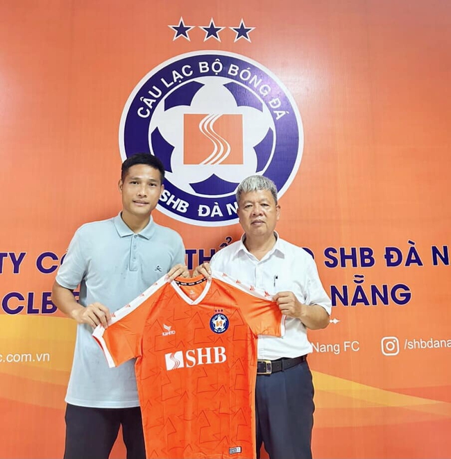 Bóng đá Việt Nam 15/9: Văn Toàn chính thức gia nhập Nam Định - Ảnh 5.