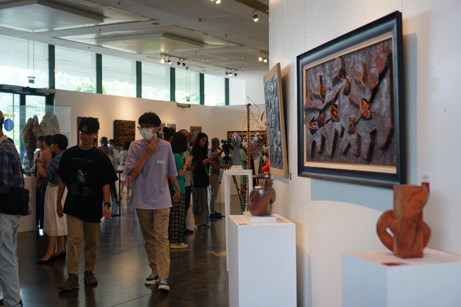 Rút ngắn vòng quay của triển lãm điêu khắc toàn quốc - Ảnh 2.