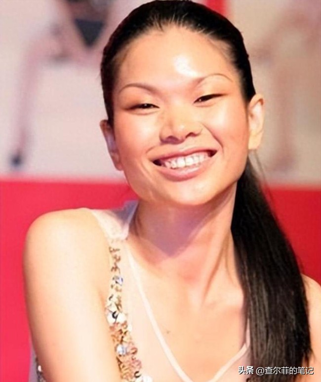 Lữ Yên - Người mẫu Trung Quốc xấu nhất, hôn nhân viên mãn bên chồng hào môn Pháp - Ảnh 4.