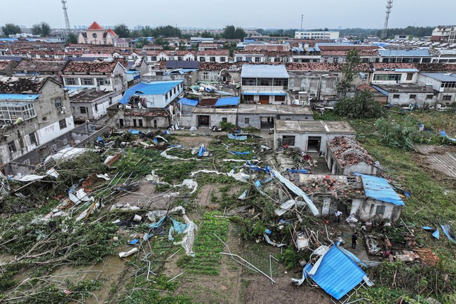 Trung Quốc: Lốc xoáy khiến 5 người thiệt mạng, nhiều người bị thương - Ảnh 3.