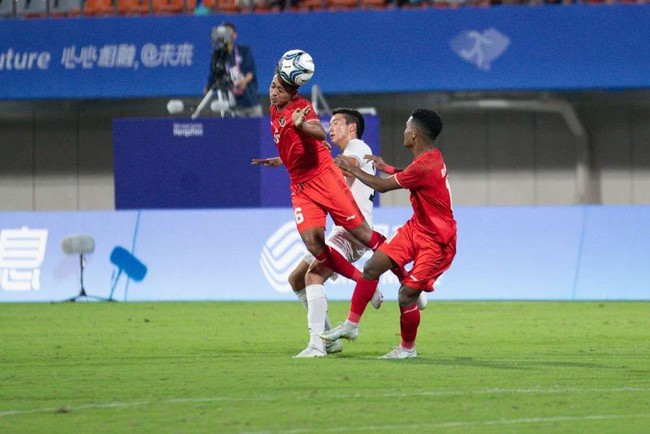 Báo Indonesia 'lạnh nhạt' sau thất bại sốc của đội Olympic trước Đài Loan (Trung Quốc) - Ảnh 2.
