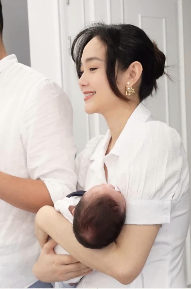 Minh Hằng tiết lộ lý do không 'phát rồ' sau sinh 1 tháng, các mẹ bỉm đồng cảm sâu sắc - Ảnh 4.