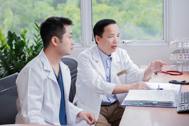 "5 phút vàng" hồi sinh bệnh nhân vỡ tim, 2 lần chết lâm sàng - Ảnh 4.