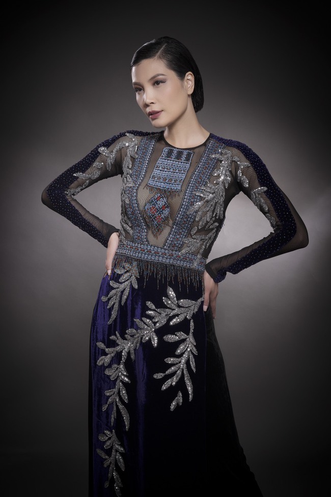 Siêu mẫu Vũ Cẩm Nhung quyến rũ trong loạt áo dài thổ cẩm mới nhất của NTK Đức Hùng - Ảnh 8.