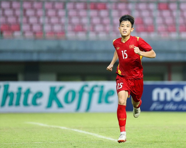 Tin chuyển nhượng V-League: CAHN chốt đối tác 'khủng' cho Việt Anh, Bình Dương sắp chiêu mộ ngoại binh từng có giá gần 1 triệu euro - Ảnh 4.