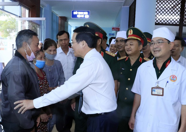 Chủ tịch nước Võ Văn Thưởng thăm Binh đoàn 15 - Ảnh 2.