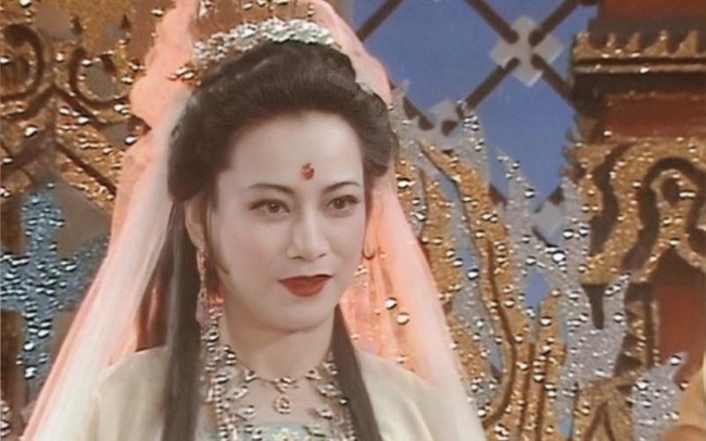 Những chuyện thú vị về nữ diễn viên đóng Quan Âm Bồ Tát trong phim 'Tây Du Ký' phiên bản 1986 - Ảnh 1.