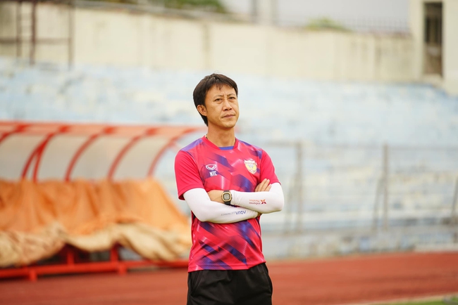 Tin nóng bóng đá Việt 30/3: Hùng Dũng muốn xuất ngoại, VFF kỷ luật một HLV tại V-League - Ảnh 3.
