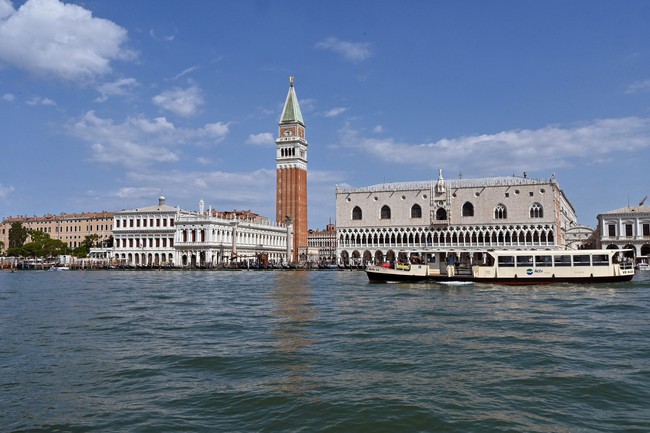  Italy: Nỗ lực giảm tình trạng quá tải du lịch tại Venice - Ảnh 4.