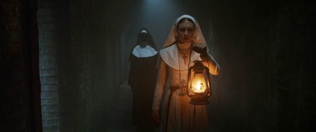 'The Nun 2': Những lý do khán giả không thể bỏ lỡ màn trở lại của Valak sau 5 năm - Ảnh 2.