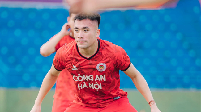 Bóng đá Việt Nam 8/9: Đội Olympic Việt Nam chỉ dùng 2 cầu thủ quá tuổi - Ảnh 2.