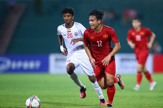 Thắng nhọc Yemen, U23 Việt Nam cầm chắc vé vào VCK U23 châu Á 2024 - Ảnh 1.
