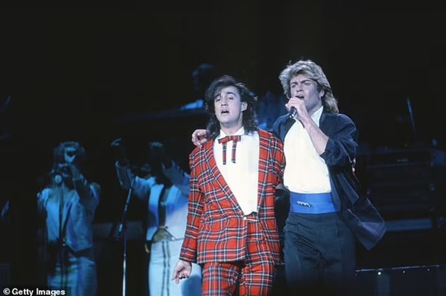George Michael sẽ trở lại sân khấu với công nghệ hologram - Ảnh 4.