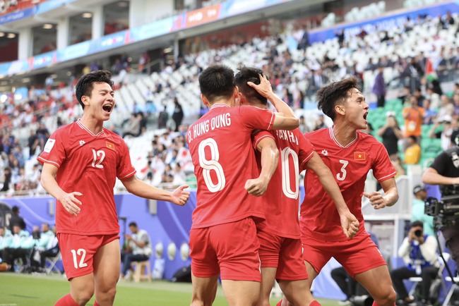 Tuyển Việt Nam có màn trình diễn tích cực trước Nhật Bản ở Asian Cup 2023. Ảnh: Hoàng Linh