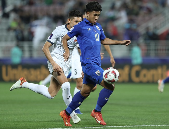 VTV5 TRỰC TIẾP bóng đá Thái Lan vs Kyrgyzstan (1-0): Supachai mở tỷ số - Ảnh 5.