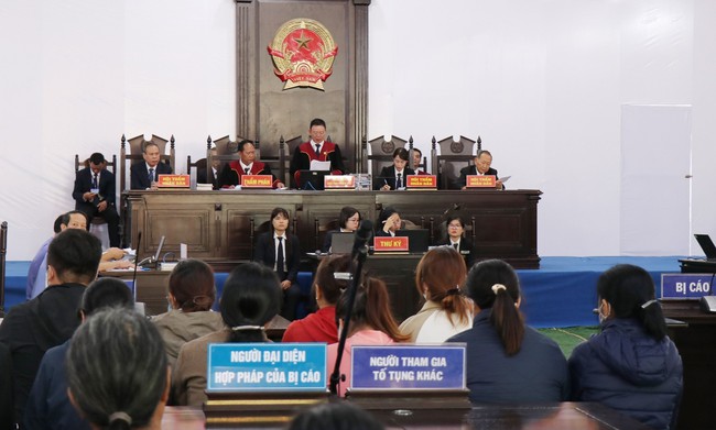 Tòa án nhân dân tỉnh Đắk Lắk mở phiên tòa lưu động xét xử vụ án khủng bố - Ảnh 1.