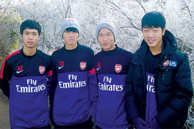 Tin nóng bóng đá Việt 18/1: Xuân Trường kể chuyện ở Arsenal, báo Indonesia dè chừng 3 cầu thủ Việt Nam - Ảnh 2.