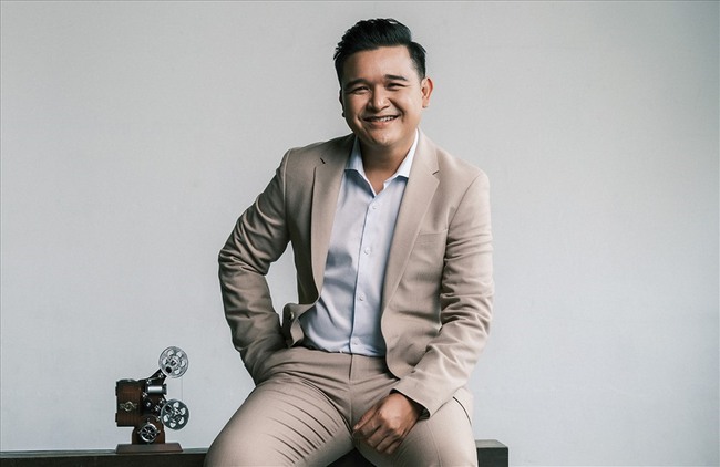 Đạo diễn Võ Thanh Hòa đưa bộ truyện 'Kính vạn hoa' của Nguyễn Nhật Ánh lên màn ảnh - Ảnh 2.