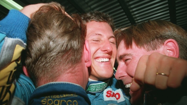 5 khoảnh khắc đáng nhớ nhất sự nghiệp của Schumacher - Ảnh 1.