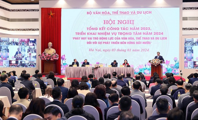 Thủ tướng Phạm Minh Chính: Đẩy mạnh liên kết vùng, quốc gia, quốc tế về văn hóa, thể thao, du lịch - Ảnh 1.