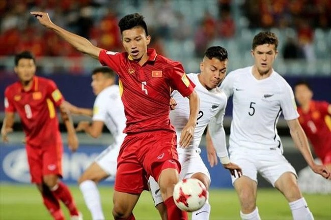 Tự hào khoảnh khắc cầu thủ Việt Nam lọt vào đội hình tiêu biểu của châu Á tại World Cup - Ảnh 2.