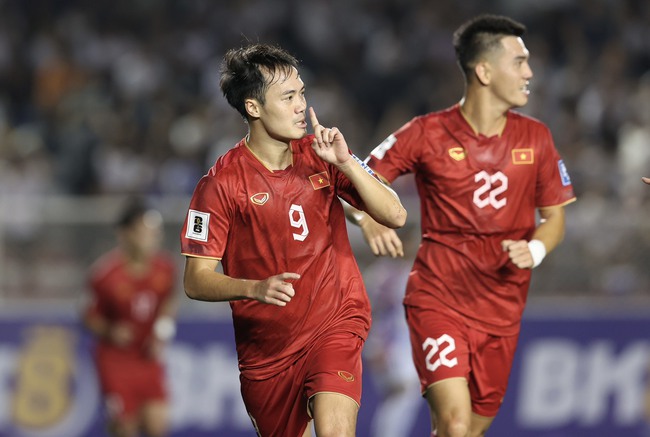 Lộ diện 3 'súng thần công' chủ lực của ĐT Việt Nam tại Asian Cup 2023 - Ảnh 3.