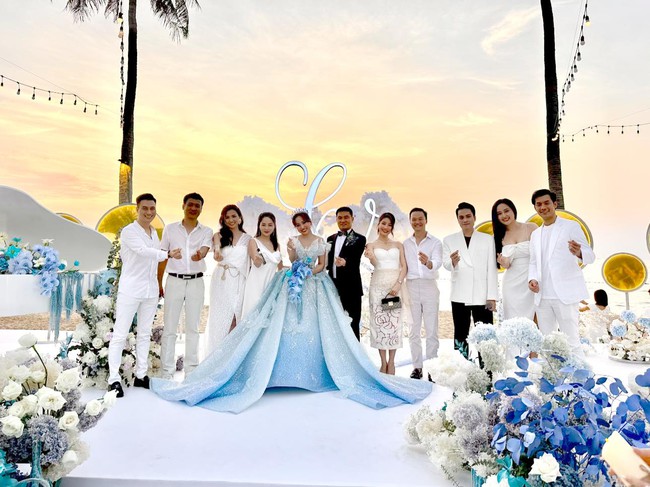 Vân Hugo và chồng doanh nhất tổ chức đám cưới xa hoa tại bờ biển Phú Quốc - Ảnh 5.
