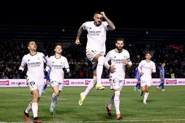 Real Madrid: Chạy nước rút cho Siêu Cúp - Ảnh 1.