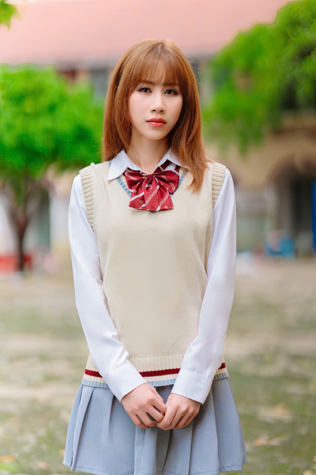 Sau bài hit &quot;Em lại nhớ anh rồi&quot;, Tuệ Phương ra mắt MV đầu tay  - Ảnh 1.