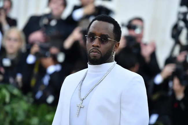 Sean 'Diddy' Combs tiếp tục bị cáo buộc với những hành vi đồi bại trong các vụ kiện chấn động mới - Ảnh 1.