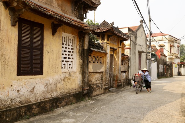 Làng Cựu - Nơi lưu giữ những giá trị văn hóa, kiến trúc xưa cũ của đất Hà thành - Ảnh 7.