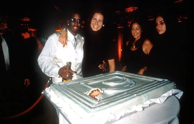 diddy-party10-1727851438033918567984.jpg