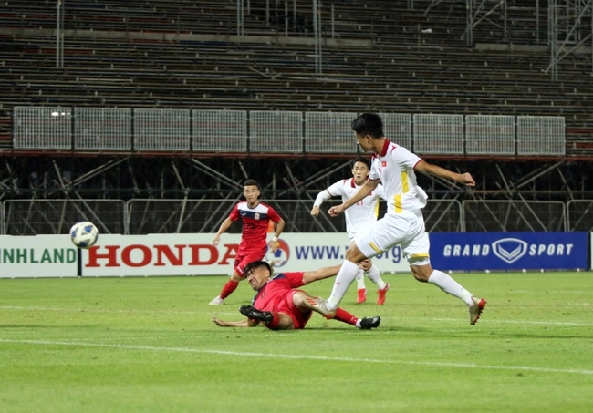 Thắng Kyrgyzstan với tỷ số 3-0, đội trẻ Việt Nam tạo nên cú hích tinh thần cực lớn trước giải đấu châu lục - Ảnh 1.