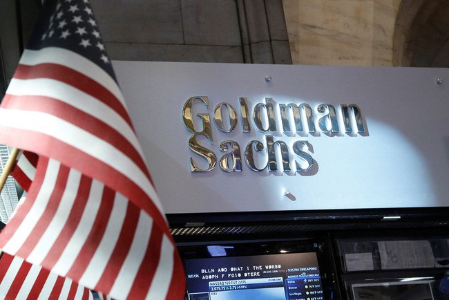 Mỹ phạt Apple và Goldman Sachs vì lừa dối khách hàng - Ảnh 1.