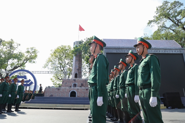 Hàng ngàn người tham gia tổng duyệt &quot;Ngày hội Văn hóa vì Hòa bình&quot; - Ảnh 1.