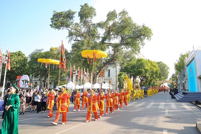 Hàng ngàn người tham gia tổng duyệt &quot;Ngày hội Văn hóa vì Hòa bình&quot; - Ảnh 14.