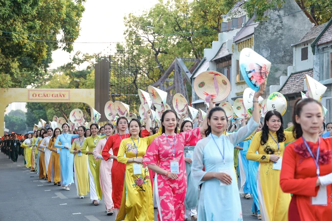 Hàng ngàn người tham gia tổng duyệt &quot;Ngày hội Văn hóa vì Hòa bình&quot; - Ảnh 11.