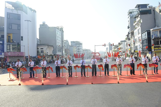 70 năm Ngày Giải phóng Thủ đô: Thông tuyến giao thông từ Long Biên đi Cao tốc Hà Nội - Hải Phòng - Ảnh 1.