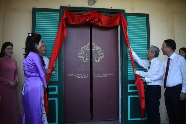 Khai mạc trưng bày “Hà Nội và những cửa ô” chào mừng 70 năm ngày Giải phóng Thủ đô - Ảnh 2.