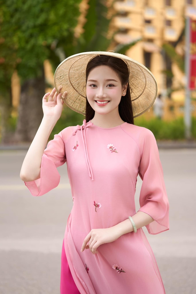 Người đẹp Top 10 Miss World Việt Nam 2023 tiếp tục chinh chiến Hoa hậu Quốc gia Việt Nam 2024 - Ảnh 2.