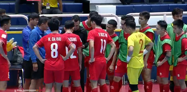 TRỰC TIẾP bóng đá Việt Nam vs Indonesia (0-1): Bàn thua sớm - Ảnh 2.