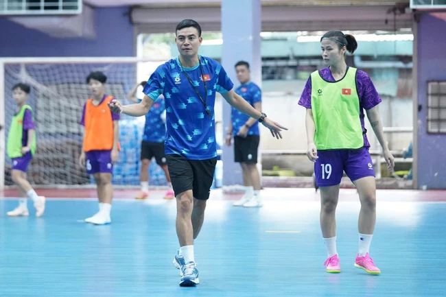 Đội tuyển futsal nữ Việt Nam sẵn sàng mục tiêu vô địch Đông Nam Á 2024 - Ảnh 3.