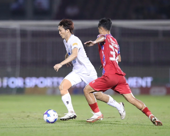 Nhận định bóng đá V-League hôm nay 16/11: Nam Định vs Đà Nẵng, TPHCM vs CAHN - Ảnh 1.