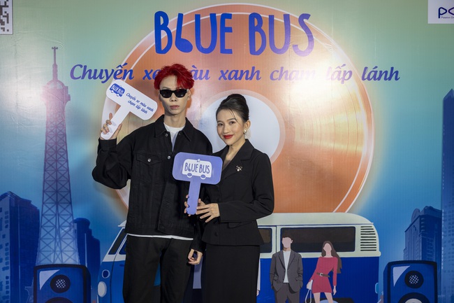 Blue Bus - Show âm nhạc với format mới lạ khiến gen Z thích thú - Ảnh 1.