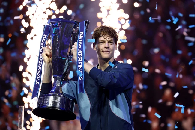 Jannik Sinner vô địch ATP Finals 2024: Xứng tầm Big Three - Ảnh 1.