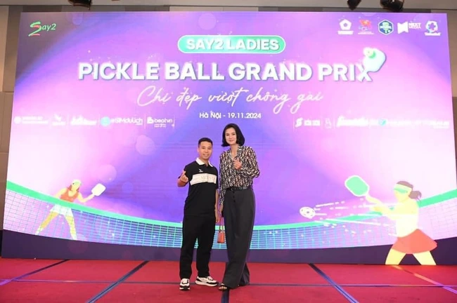 Hoa khôi bóng chuyền Việt Nam tham gia 'Chị đẹp vượt chông gai' phiên bản giải pickleball Say2 Ladies - Ảnh 2.